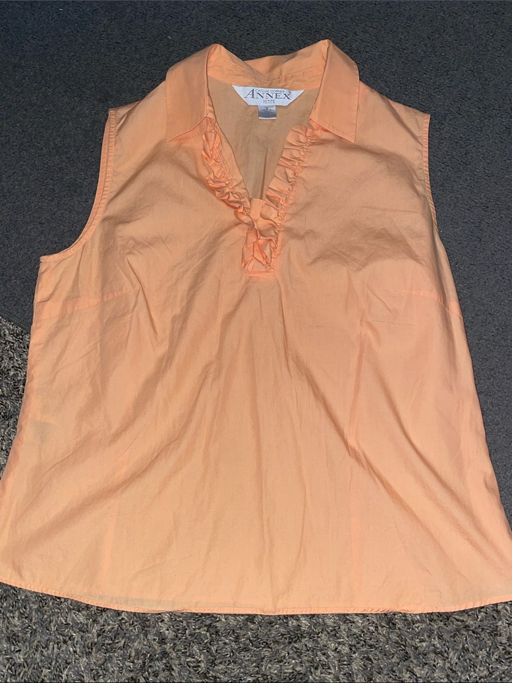 Annex Peach Ruffle V-Neck Sleeveless Camisole